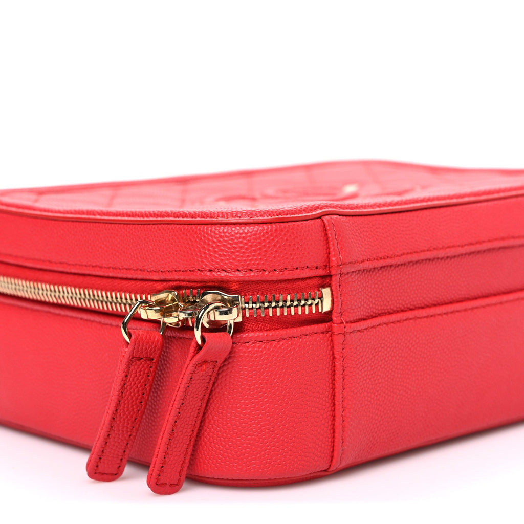 Chanel Caviar Quilted Medium CC Filigree Vanity Case Red