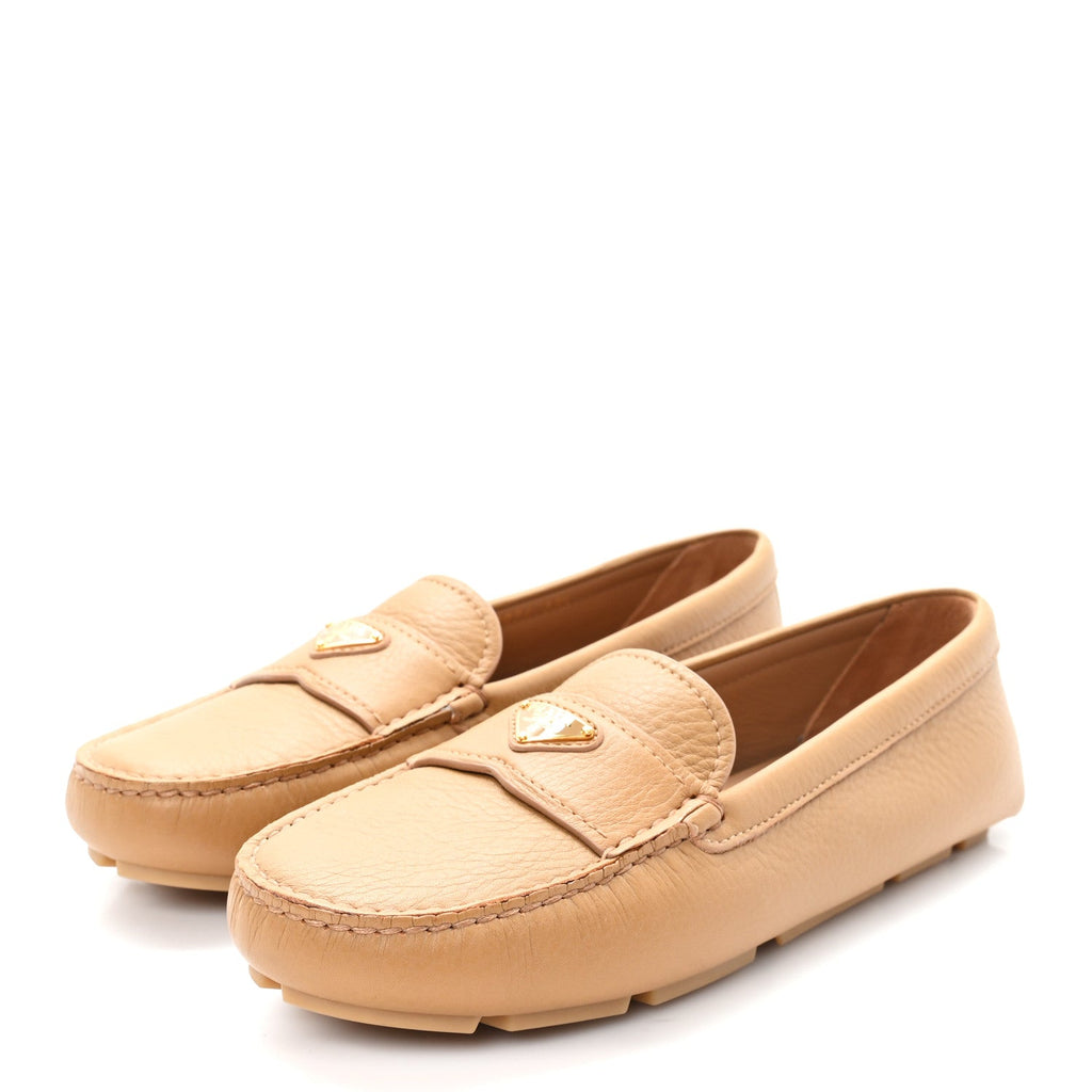 Prada Cervo Triangle Driving Loafer 39.5 Naturale