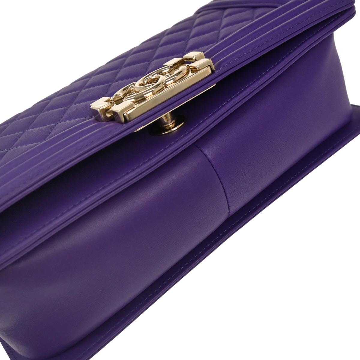 Boy Chanel 2019 Purple Lambskin Medium Shoulder Bag