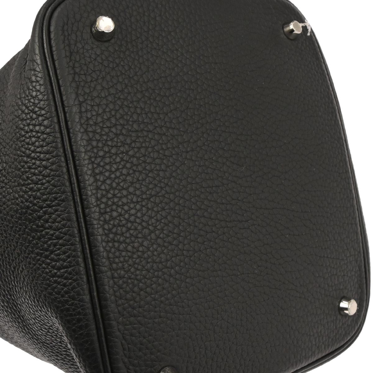 Hermes Black Taurillon Clemence Picotin Lock 22 MM Handbag