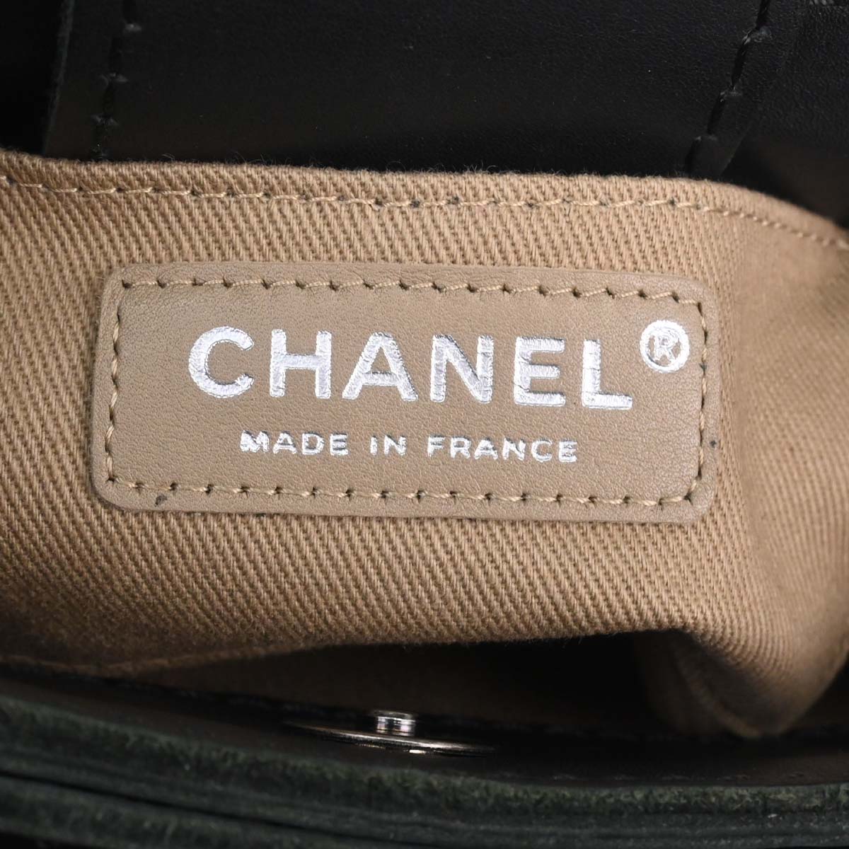 Chanel 2013-2014 Black Calfskin Paris-Edinburgh Highlander Messenger Bag