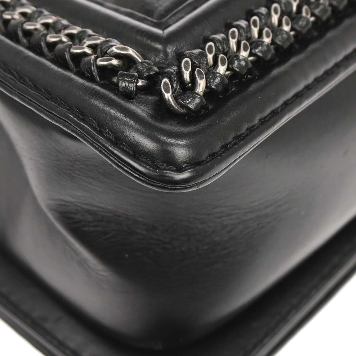 Boy Chanel Black Lambskin Medium 2way Shoulder Handbag