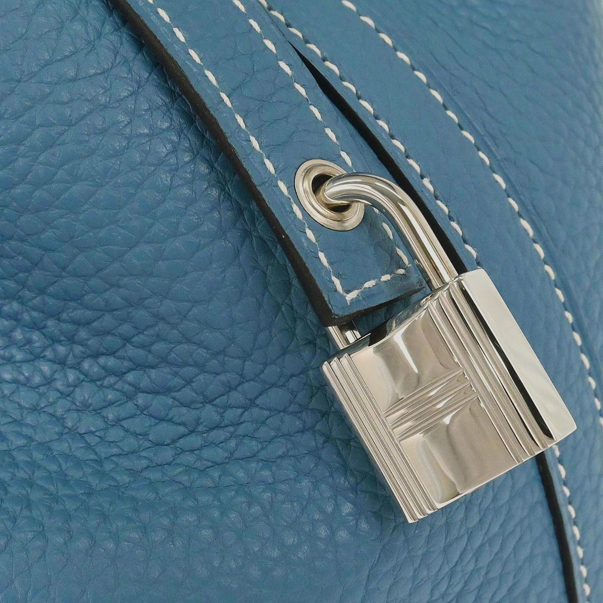 Hermes Blue 2014 Jean Taurillon Clemence Picotin Lock 18 PM Handbag