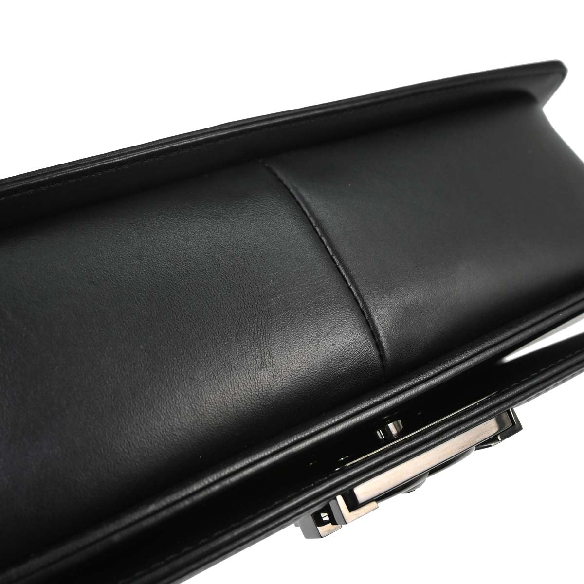 Boy Chanel Black Lambskin Chevron Medium Shoulder Bag