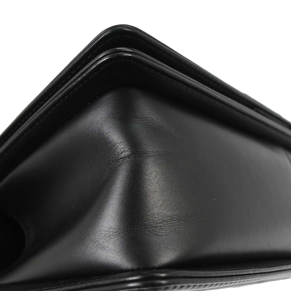 Boy Chanel Black Lambskin Chevron Medium Shoulder Bag