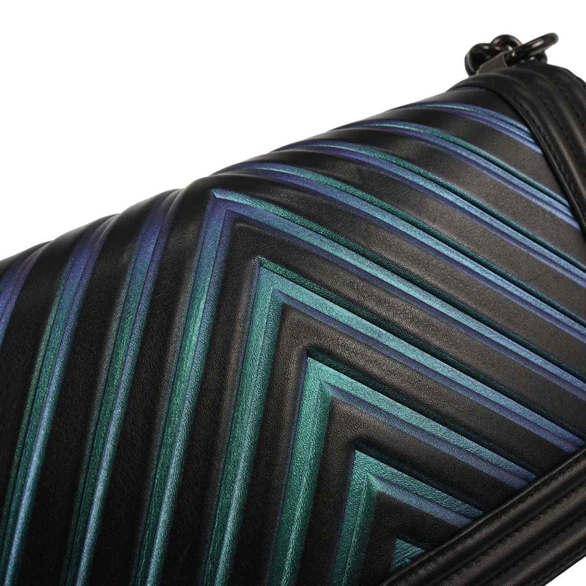 Boy Chanel Black Lambskin Chevron Medium Shoulder Bag