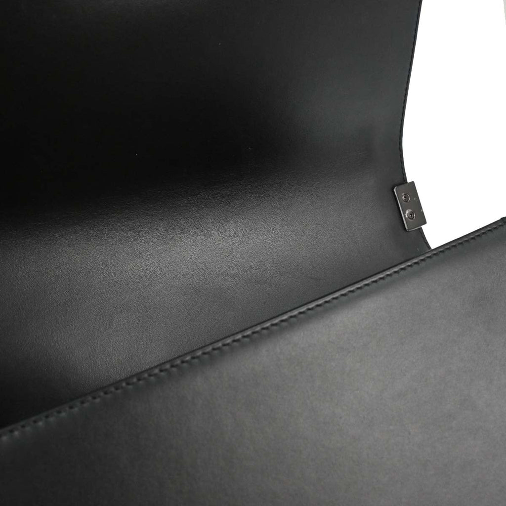 Boy Chanel Black Lambskin Chevron Medium Shoulder Bag