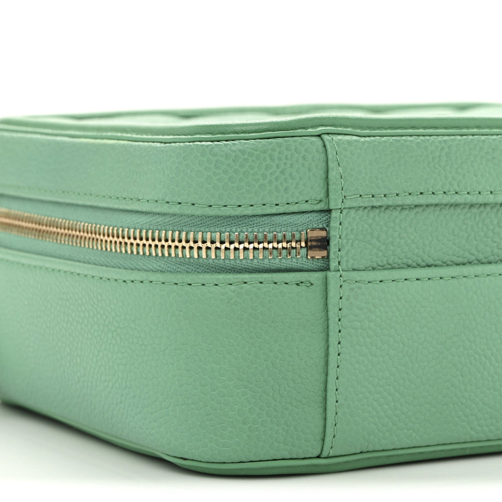 Chanel Caviar Quilted Medium CC Filigree Vanity Case Green