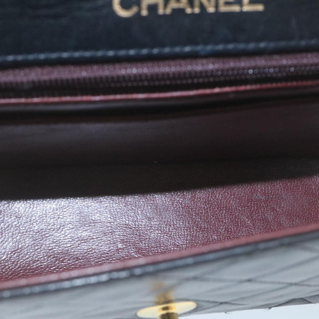 Chanel Black Leather Timeless shoulder bag