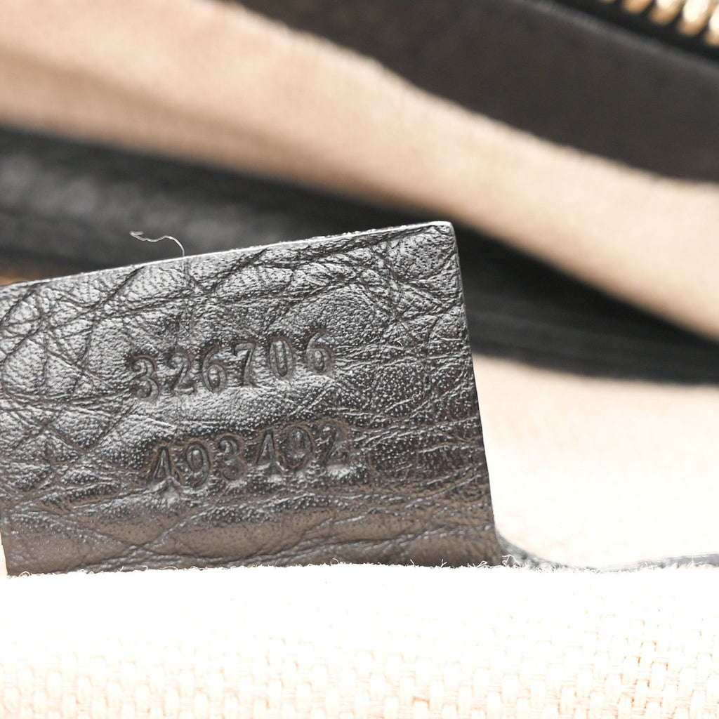 Gucci Pebbled Calfskin Medium Soho Chain Hobo Black