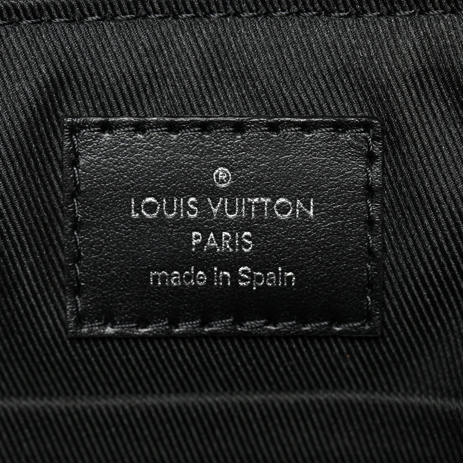 Louis Vuitton Damier Graphite District PM NM