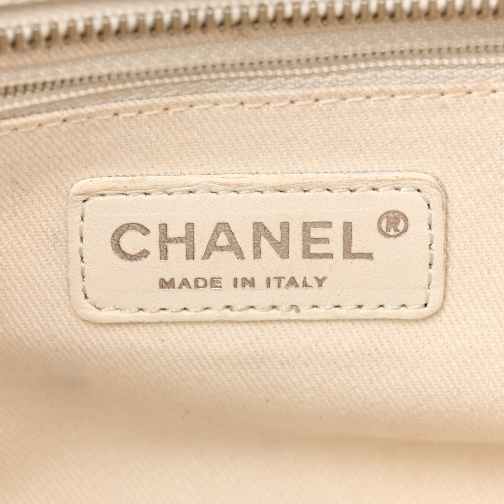Chanel Caviar Quilted Petit Timeless Tote PTT White