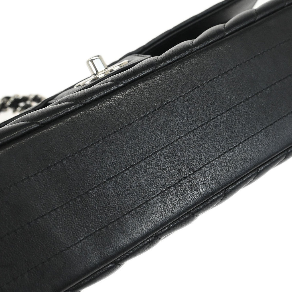 Chanel 2017 Black Lambskin Chevron Medium Classic Double Flap Shoulder Bag