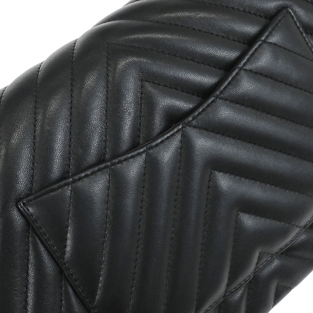 Chanel 2017 Black Lambskin Chevron Medium Classic Double Flap Shoulder Bag