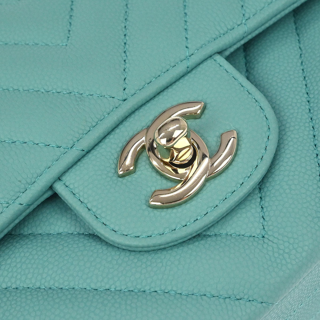 Chanel 2019 Green Caviar Skin Chevron Medium Classic Double Flap Shoulder Bag