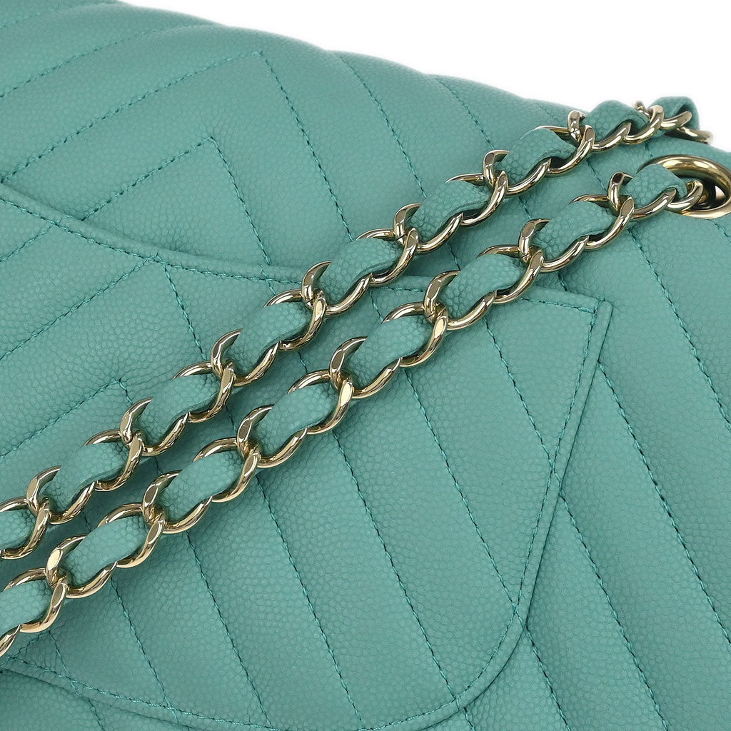 Chanel 2019 Green Caviar Skin Chevron Medium Classic Double Flap Shoulder Bag