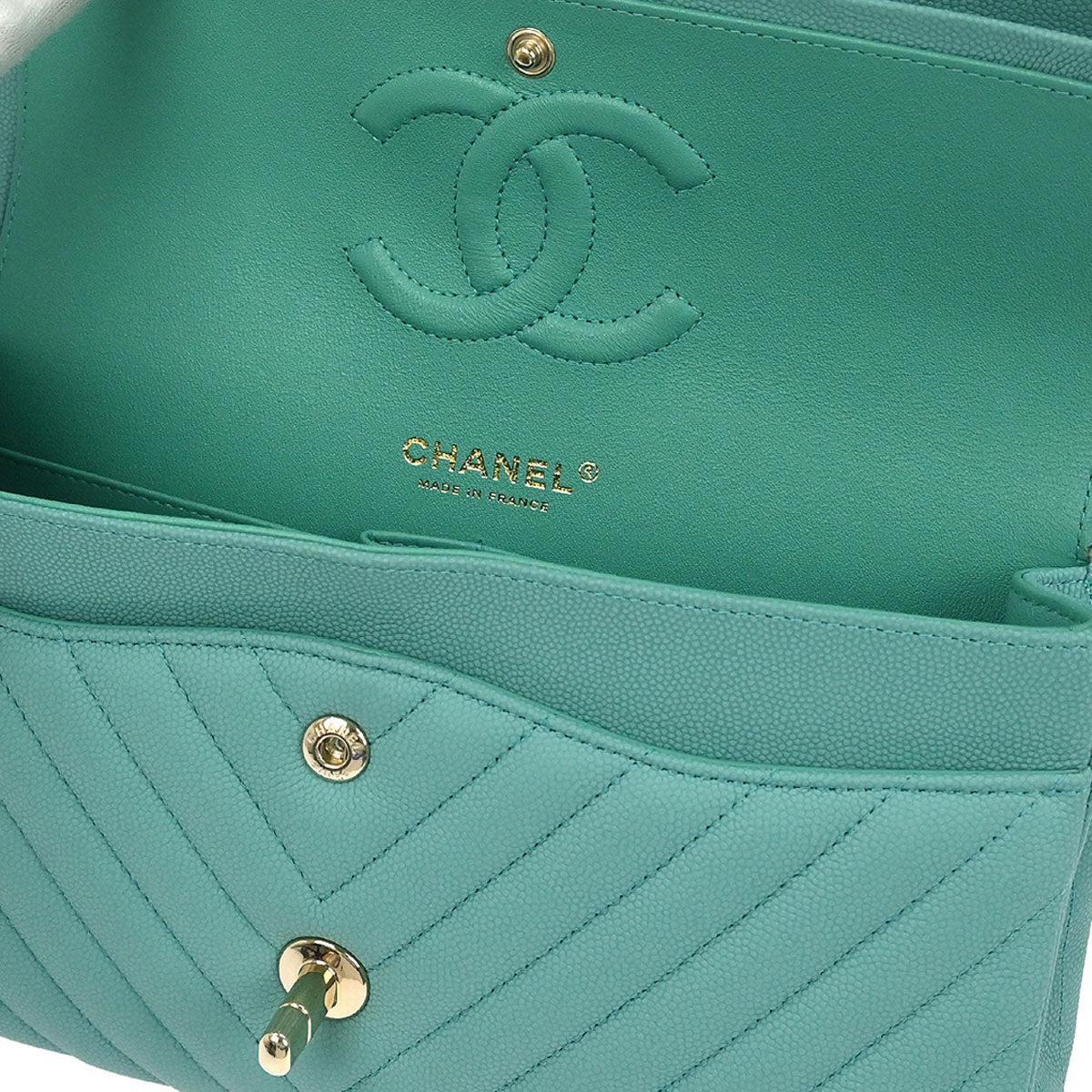 Chanel 2019 Green Caviar Skin Chevron Medium Classic Double Flap Shoulder Bag