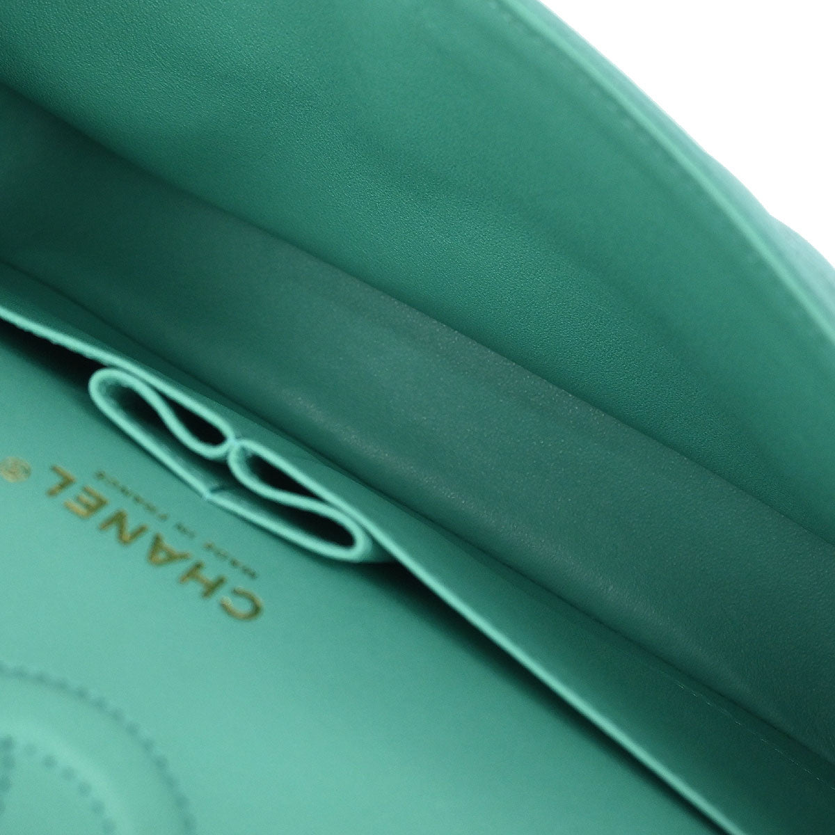 Chanel 2019 Green Caviar Skin Chevron Medium Classic Double Flap Shoulder Bag