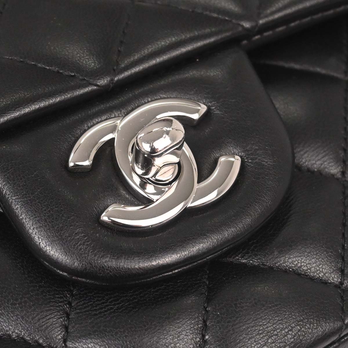 Chanel Black Lambskin Medium Classic Double Flap Shoulder Bag
