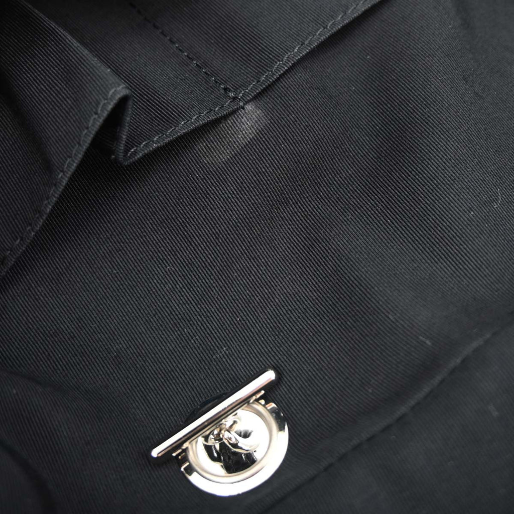 Chanel 2010-2011 Black Caviar Skin Front Zip Chain Handbag