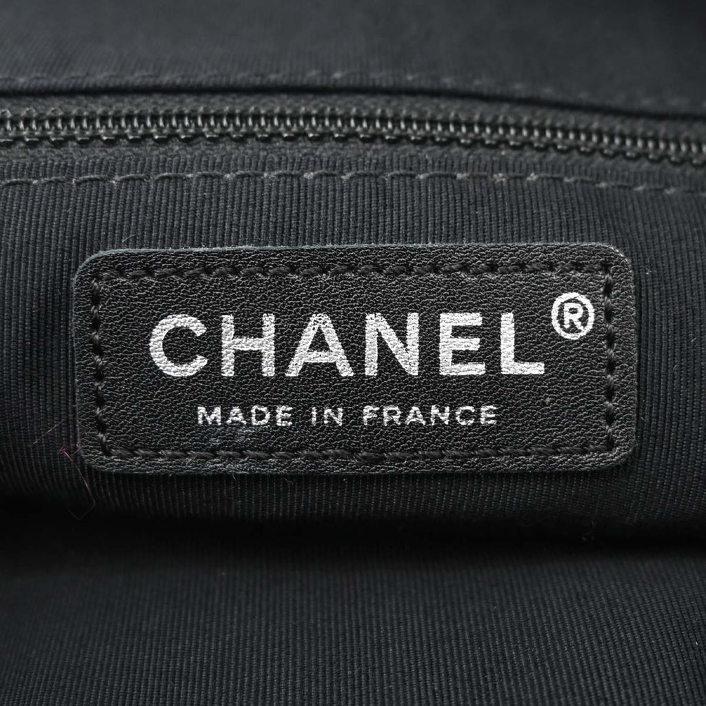 Chanel 2010-2011 Black Caviar Skin Front Zip Chain Handbag