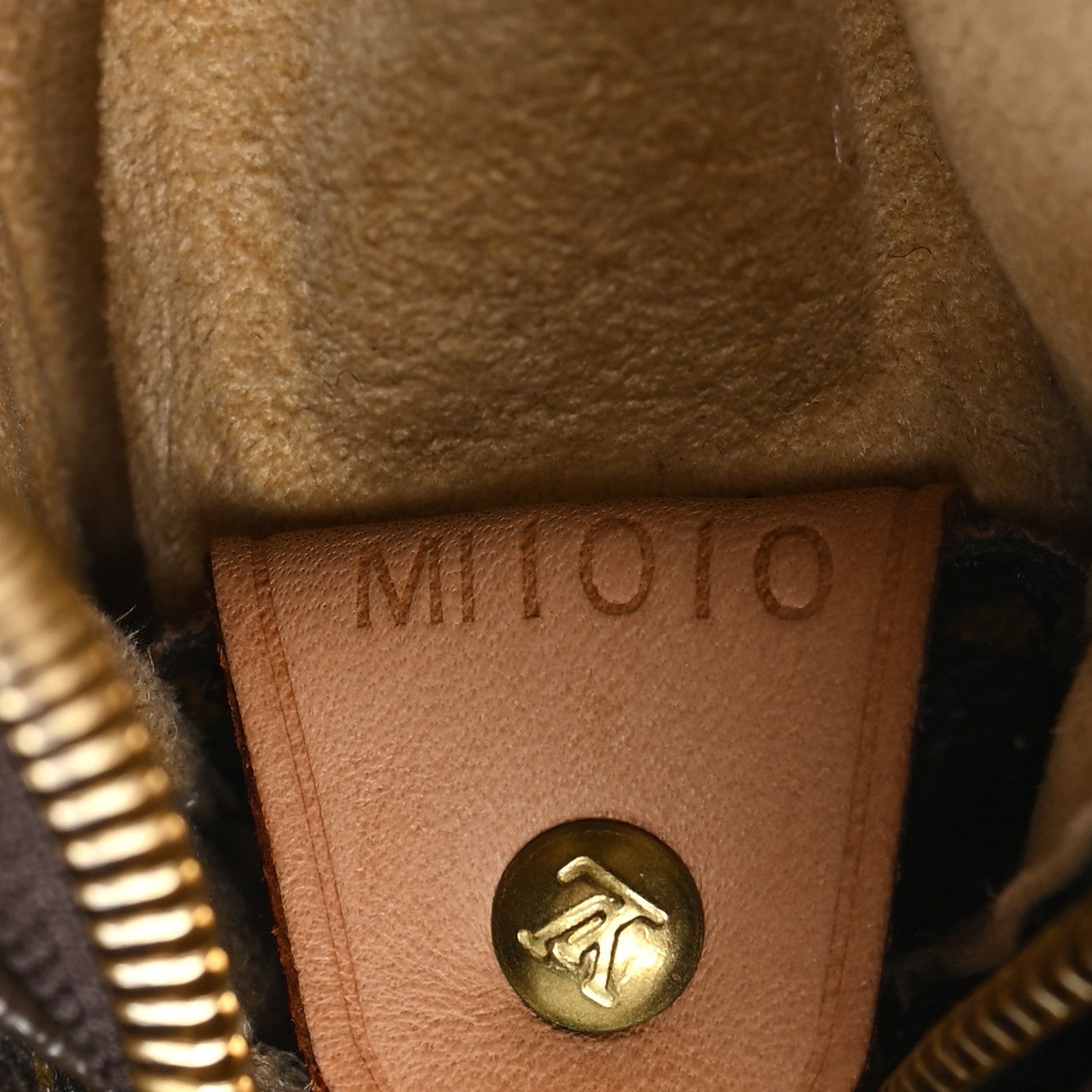 Louis Vuitton Monogram Looping GM