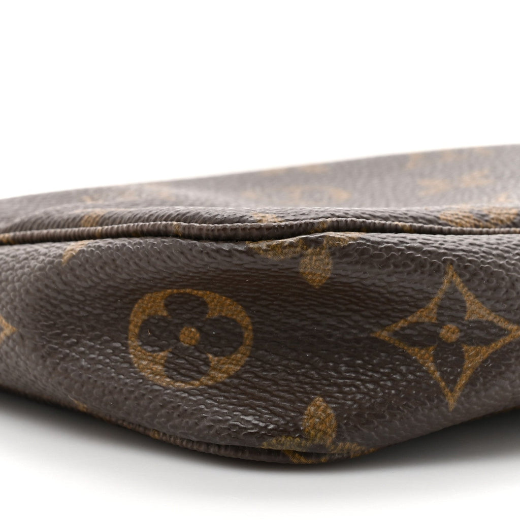 Louis Vuitton Monogram Accessories Pochette Long Strap