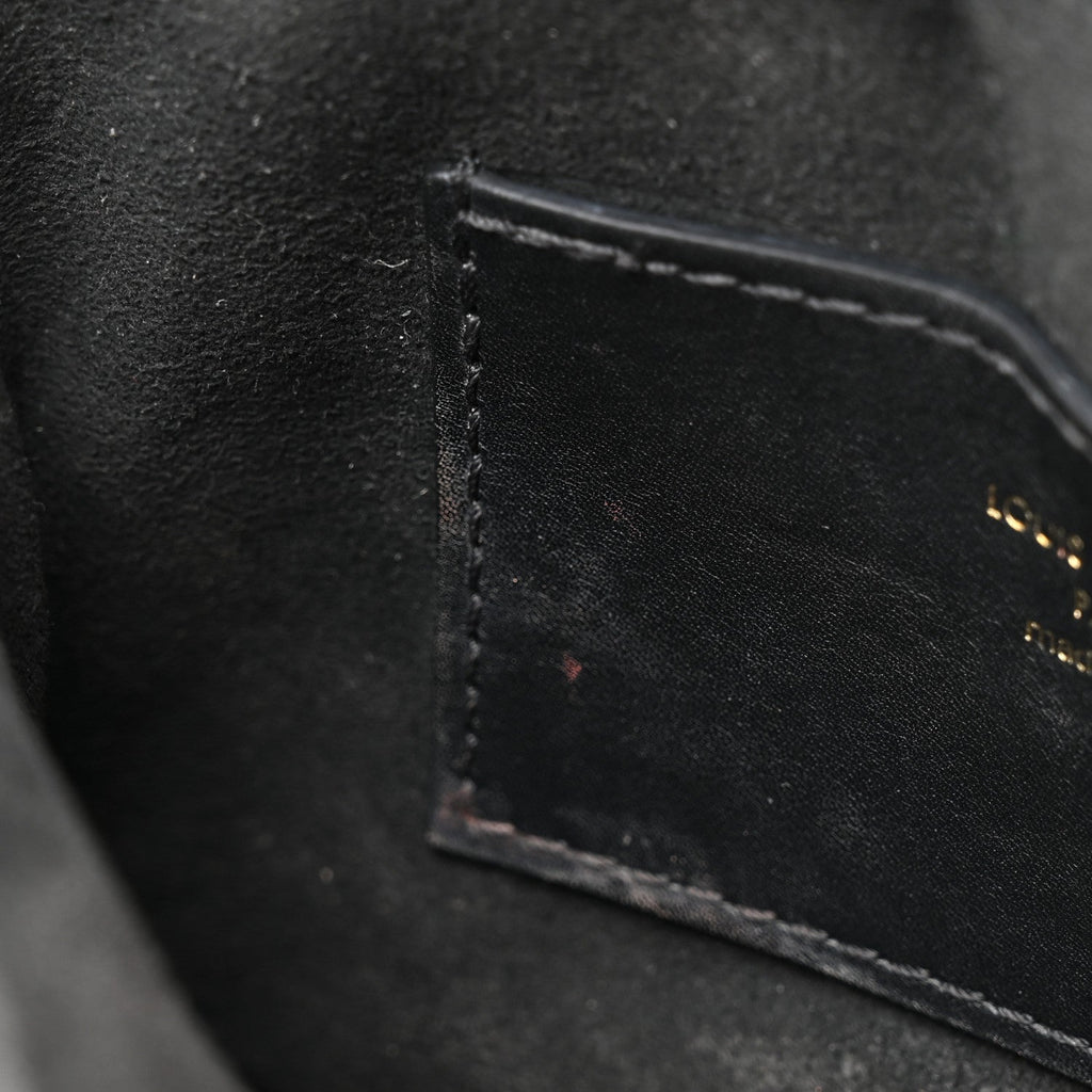 Louis Vuitton Calfskin New Wave Multi Pochette Black