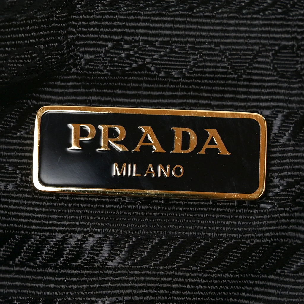 Prada Re-Nylon Tessuto Impuntu Quilted Re-Edition 1995 Chaine Pouch Black