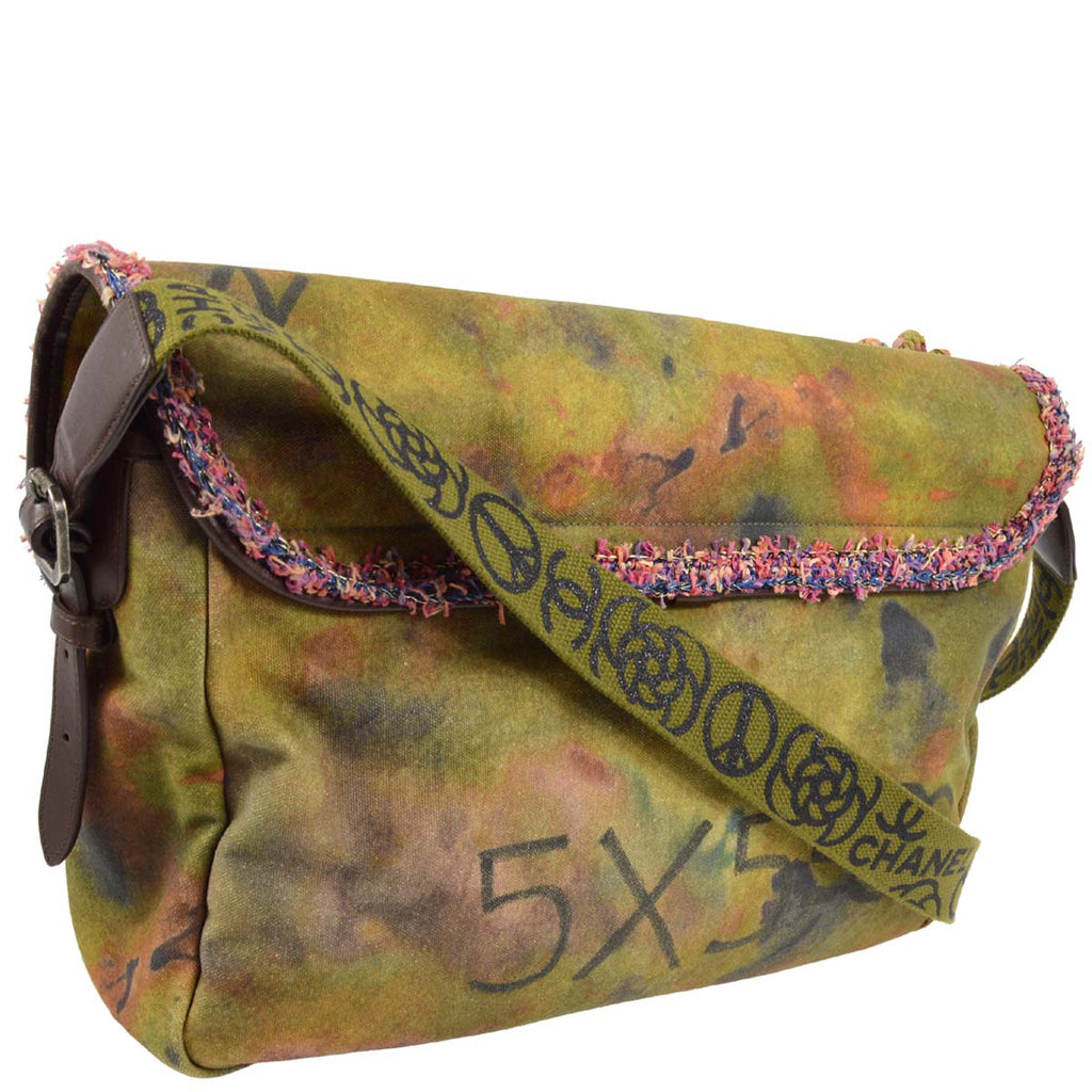 Chanel 2014-2015 Khaki Green Canvas Graffiti On The Pavement Messenger Bag