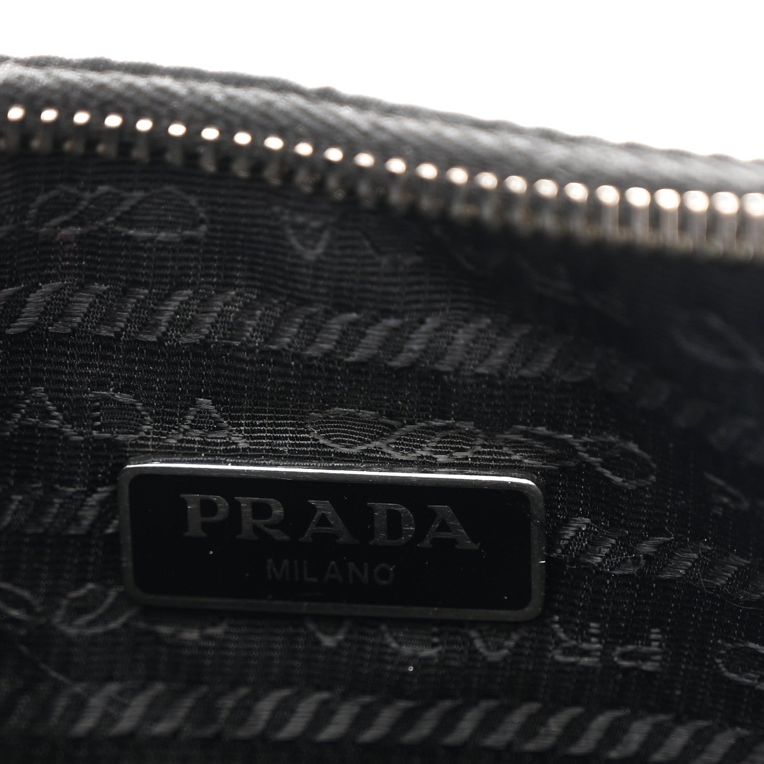 Prada Nylon Re-Edition 2005 Shoulder Bag Black