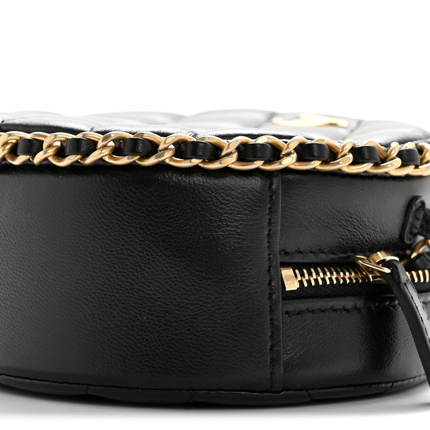 Chanel Lambskin Quilted Chain Around CC Round Clutch With Chain Black