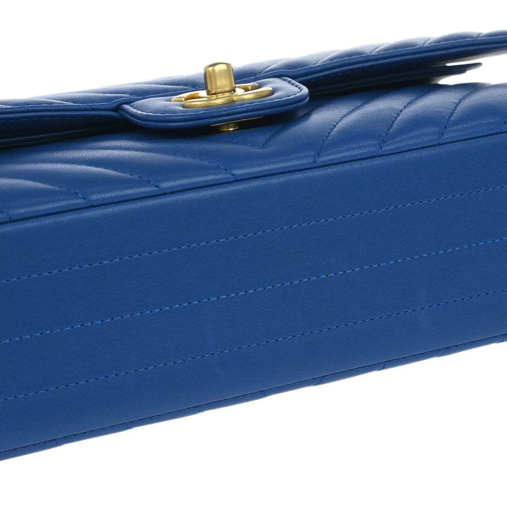 Chanel 2019 Blue Lambskin Chevron Medium Classic Double Flap Shoulder Bag