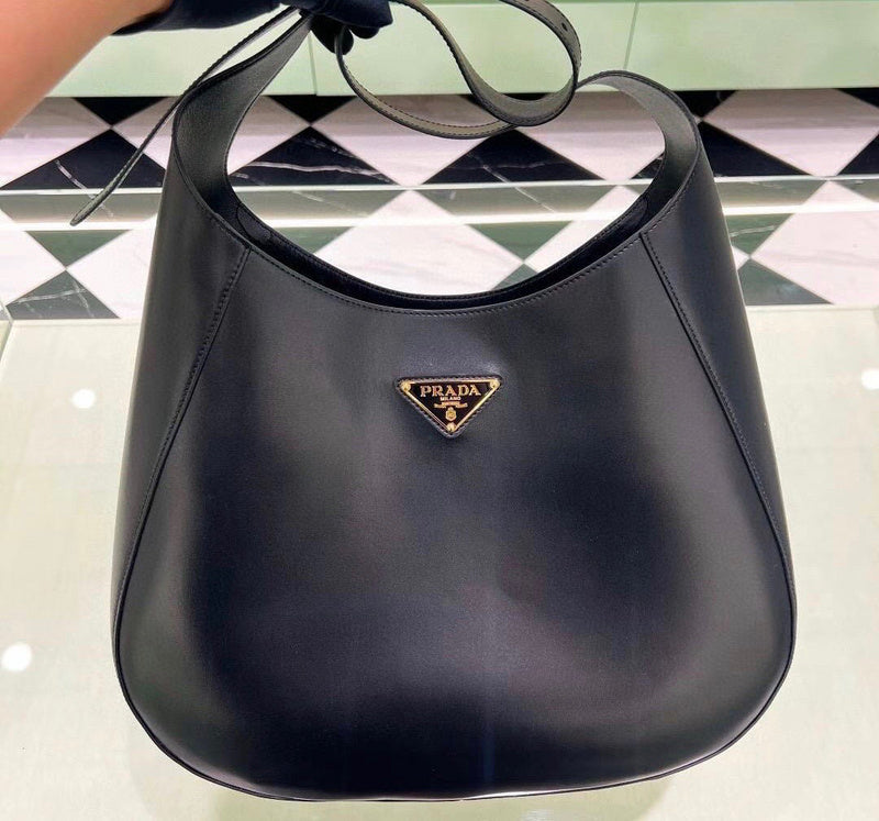 Prada Bags - 3671