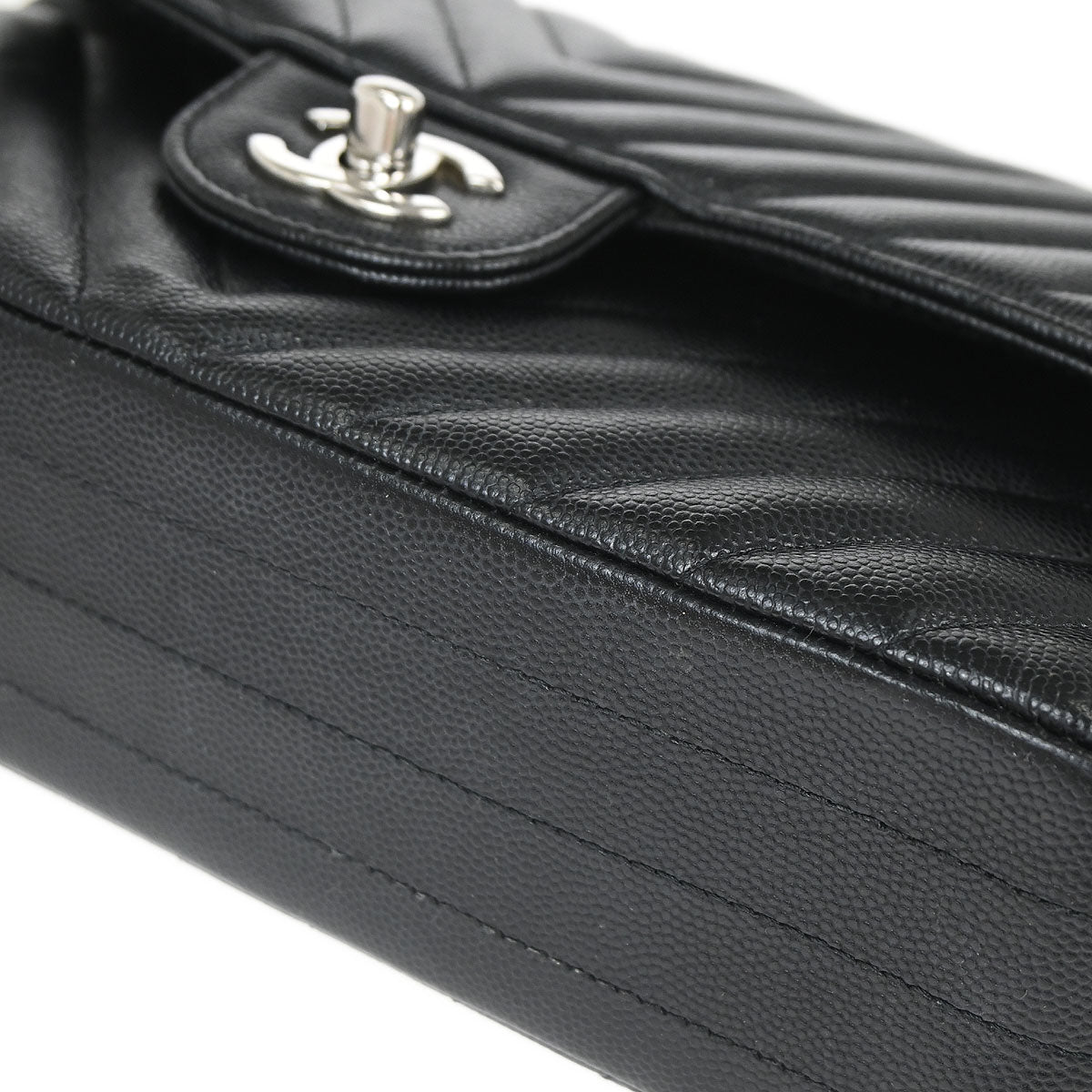 Chanel 2016-2017 Black Caviar Skin Chevron Medium Classic Double Flap Shoulder Bag