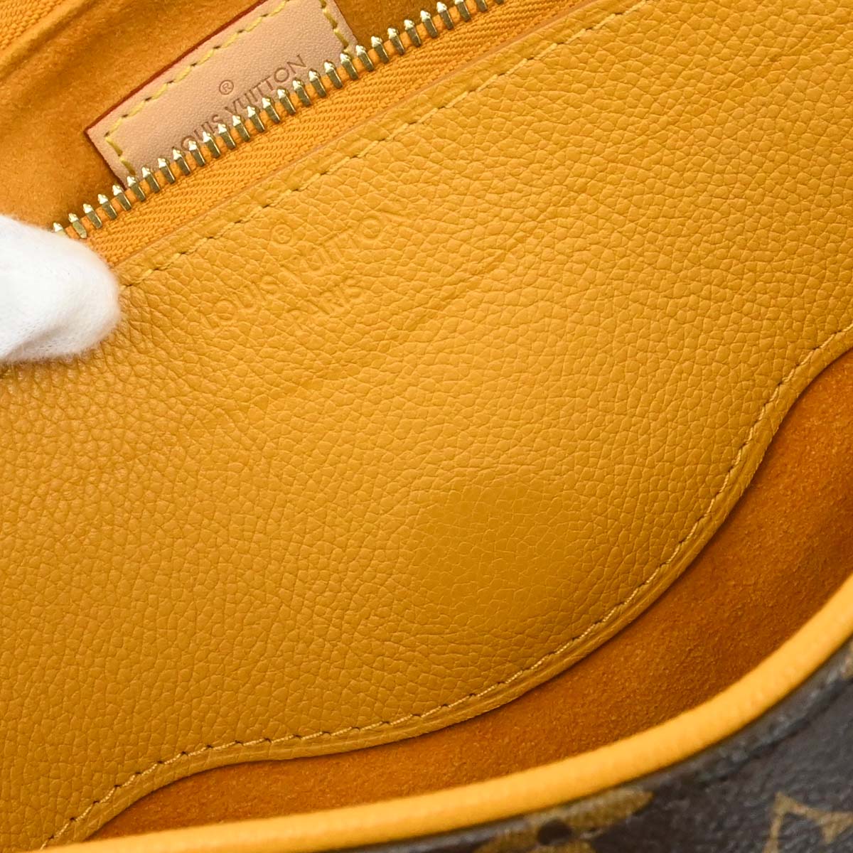 Louis Vuitton 2014 Saffron Monogram Pallas 2way Shoulder Handbag M40929