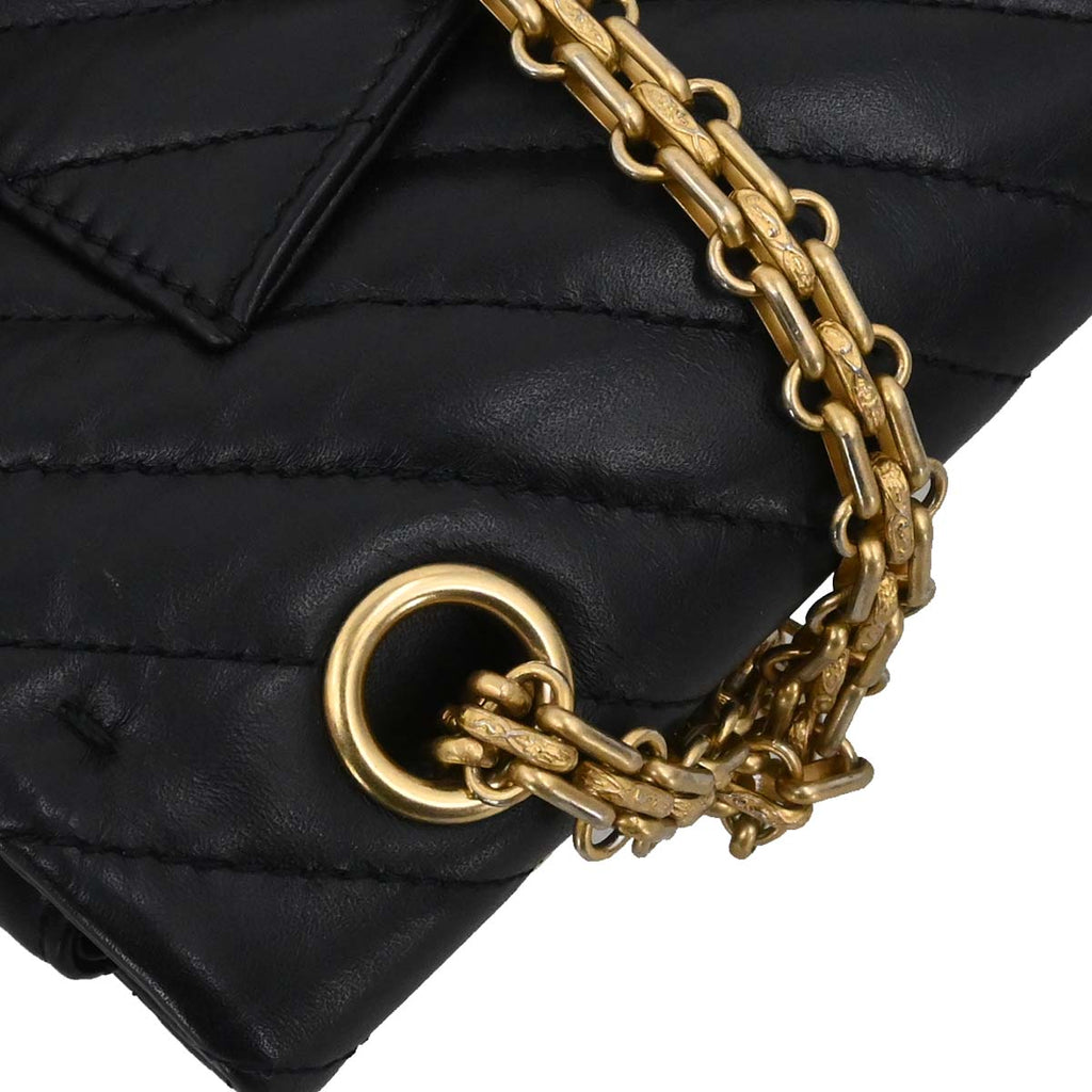 Chanel 2018-2019 Black Lambskin Chevron 2.55 Small Double Flap Shoulder Bag