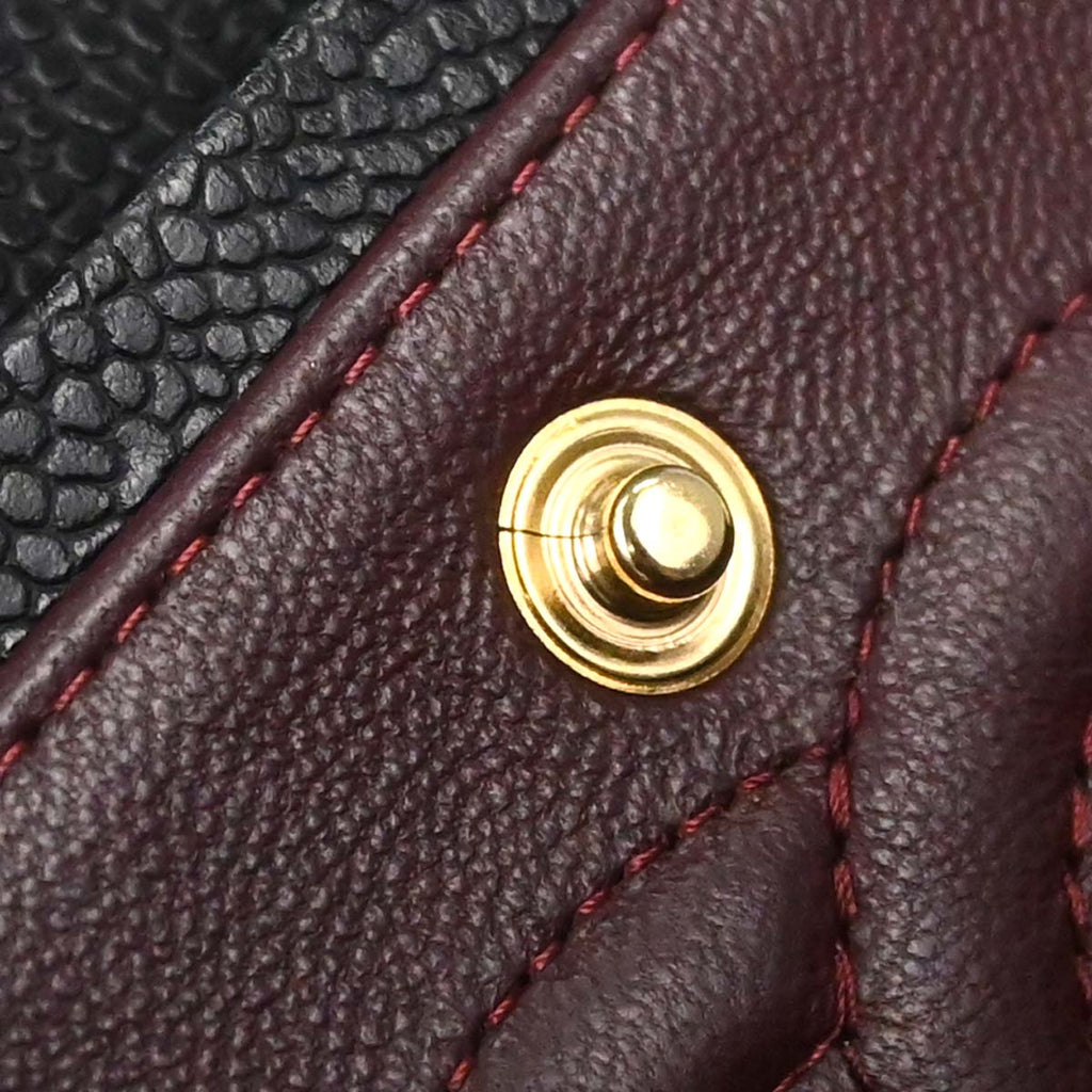 Chanel 2011 Black Caviar Skin Medium Classic Double Flap Shoulder Bag