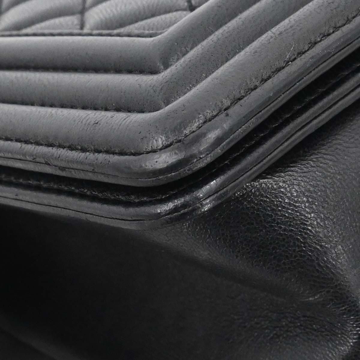 Boy Chanel 2017 Black Lambskin Medium Chain Shoulder Bag