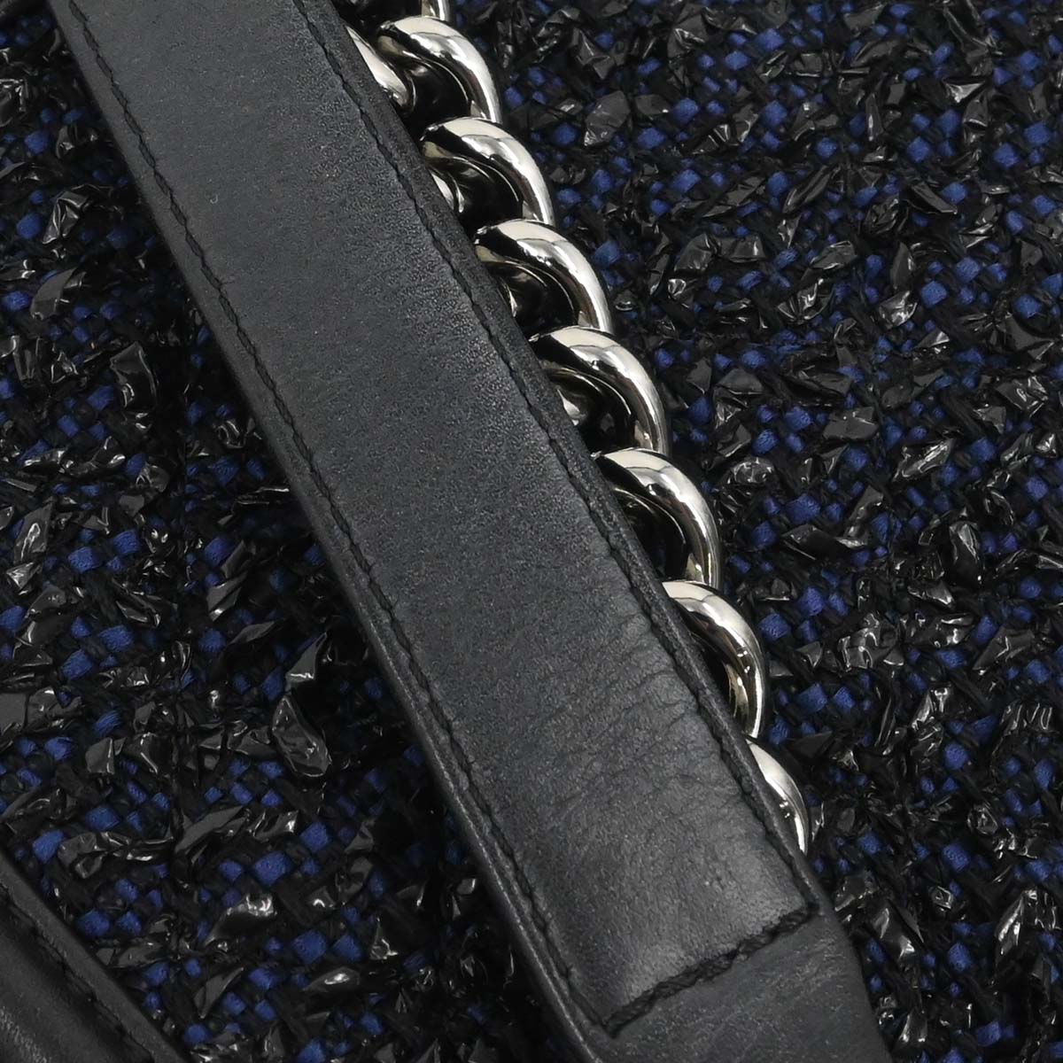 Boy Chanel 2018-2019 Black Lambskin Tweed Medium Shoulder Bag