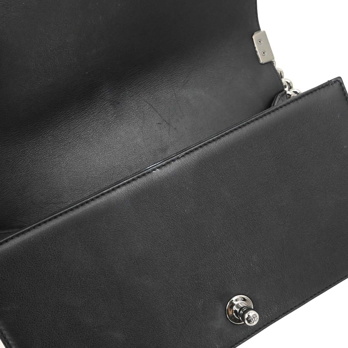 Boy Chanel 2018-2019 Black Lambskin Tweed Medium Shoulder Bag