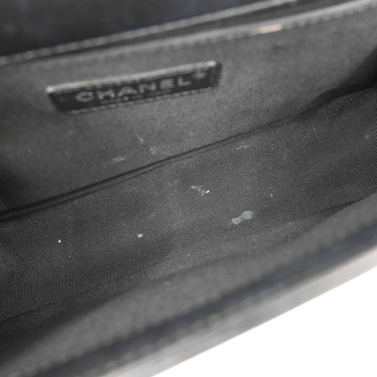 Boy Chanel 2018-2019 Black Lambskin Tweed Medium Shoulder Bag