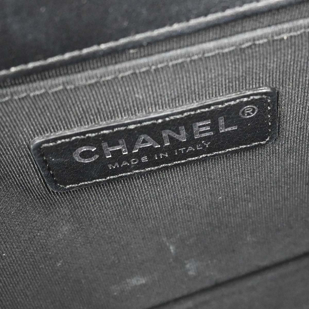 Boy Chanel 2018-2019 Black Lambskin Tweed Medium Shoulder Bag