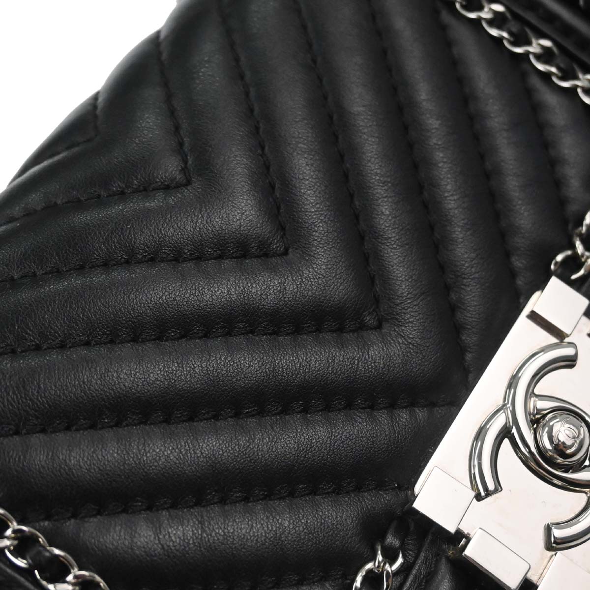 Boy Chanel 2017-2018 Black Lambskin Tweed Chevron Small Chain Shoulder Bag 167312
