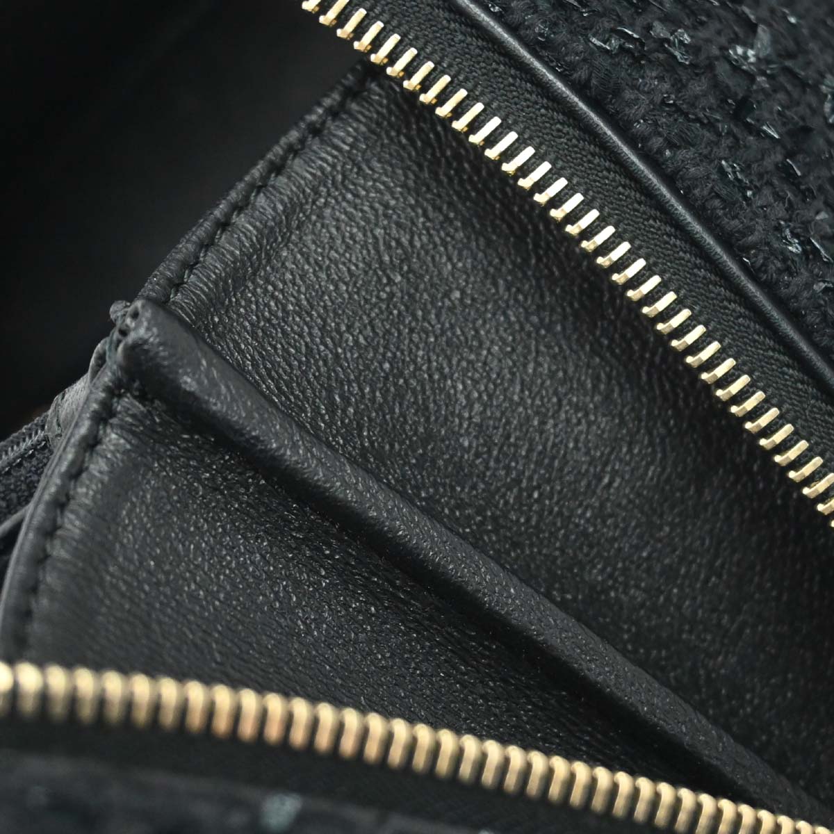 Chanel 2019 Black Tweed CC Filigree 2way Shoulder Vanity Handbag