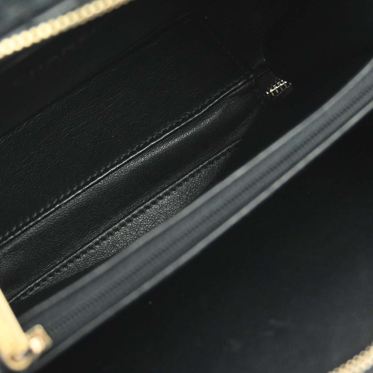 Chanel 2019 Black Tweed CC Filigree 2way Shoulder Vanity Handbag