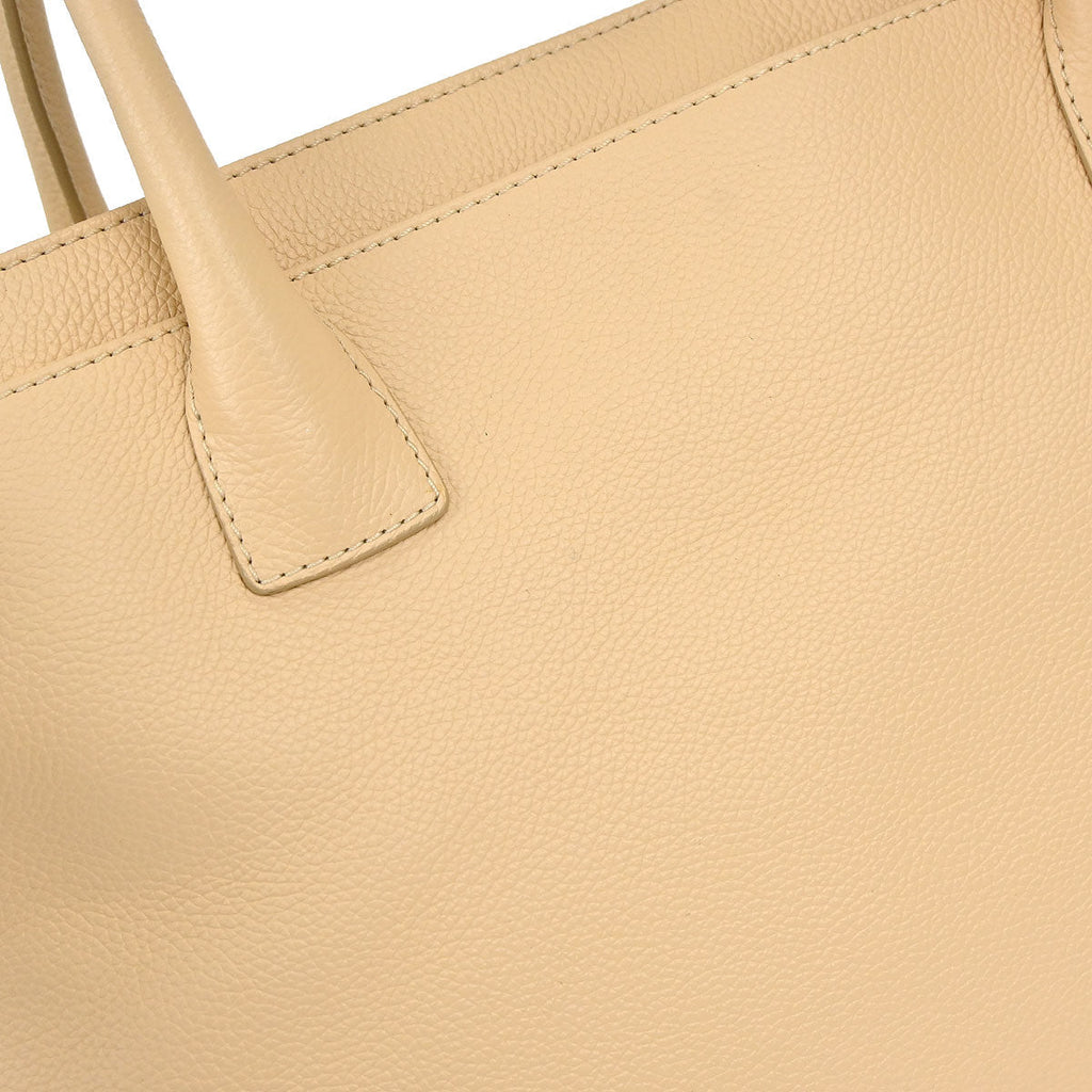 Chanel 2010-2011 Beige Calfskin Cerf Executive 2way Shoulder Tote Bag
