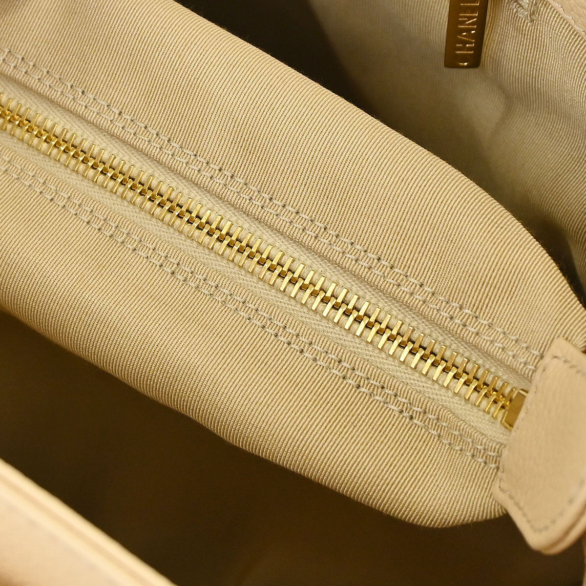 Chanel 2010-2011 Beige Calfskin Cerf Executive 2way Shoulder Tote Bag