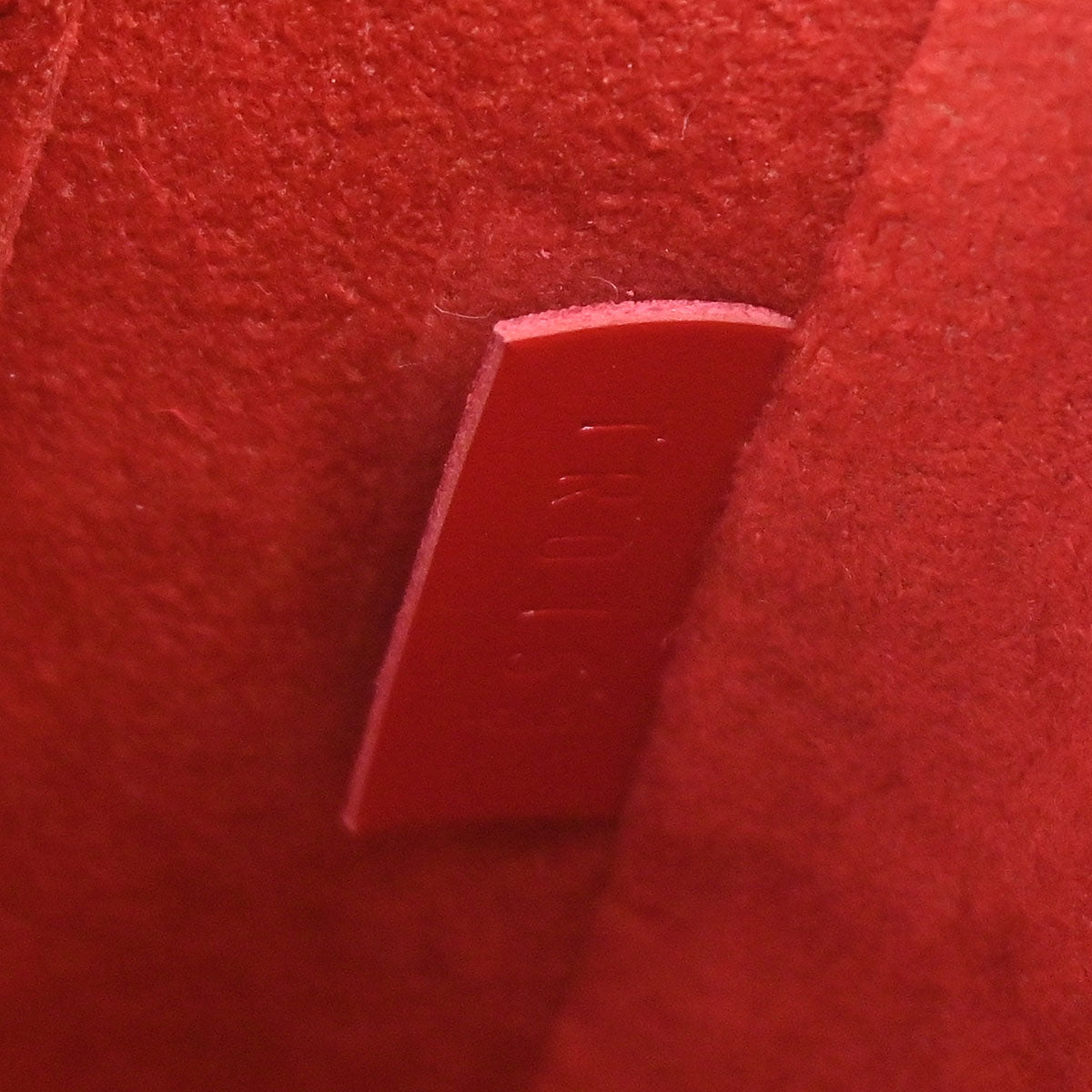 Louis Vuitton Red Epi Pochette Accessoires NM Handbag M40776