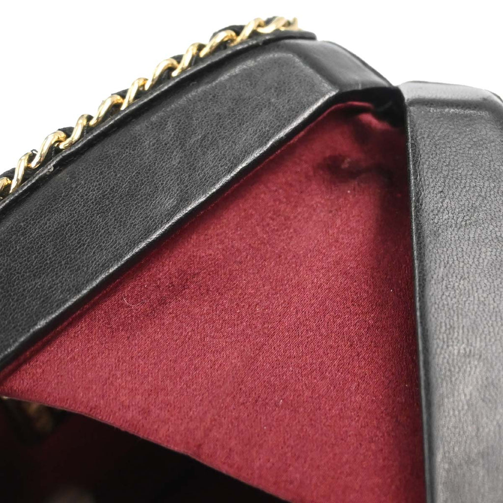 Chanel 2011 Black Lambskin Chain Shoulder Bag